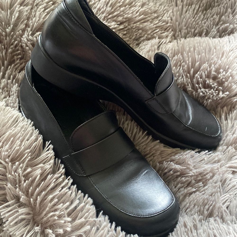 L. L. Bean Black Loafers Dress Shoes unisex 8 Leather